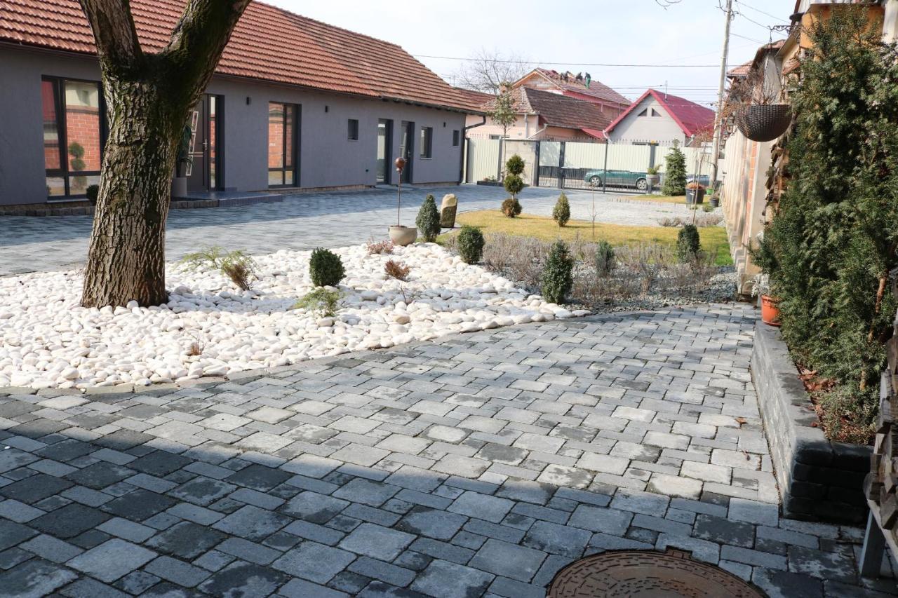 Apartament City La Casa Piano House ,Cu Parcare Alba Iulia Exterior photo